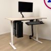 Výškově nastavitelný stůl OfficeTech C, 160 x 80 cm, bílá podnož, černá